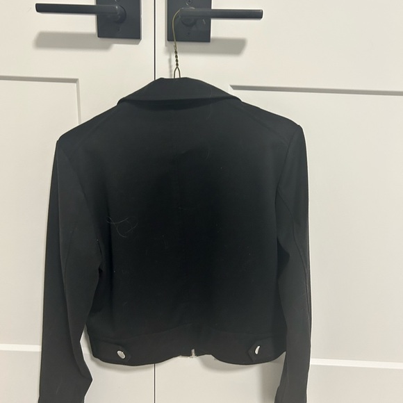 Black short jacket - Picture 4 of 4